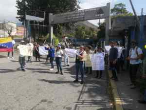 “Nos morimos de hambre”: Trabajadores de la Universidad Politécnica de Mérida también se suman a las protestas
