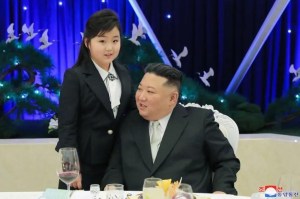 Informe revela que Kim Jong Un ejecutó a una embarazada y experimentó con niñas con enanismo