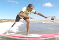 De la supervivencia a la superación: le amputaron la pierna y ahora quiere salir campeón en el Mundial de Surf