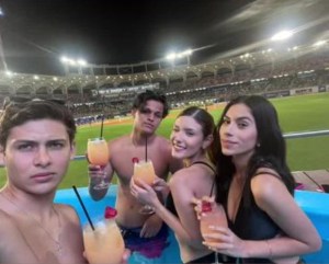 Jóvenes se hicieron VIRALES en el Estadio Fórum La Guaira por desbloquear otro nivel de la "Venezuela premium" (VIDEO)