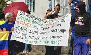 Docentes de primaria en Barinas siguen en la calle: “No somos malandros, queremos salarios dignos”