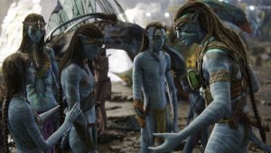 “Avatar: el sentido del agua” supera a “Titanic” y ya es la tercera película más taquillera de la historia