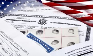 Inmigrantes que usen documentos falsos enfrentarán severas consecuencias