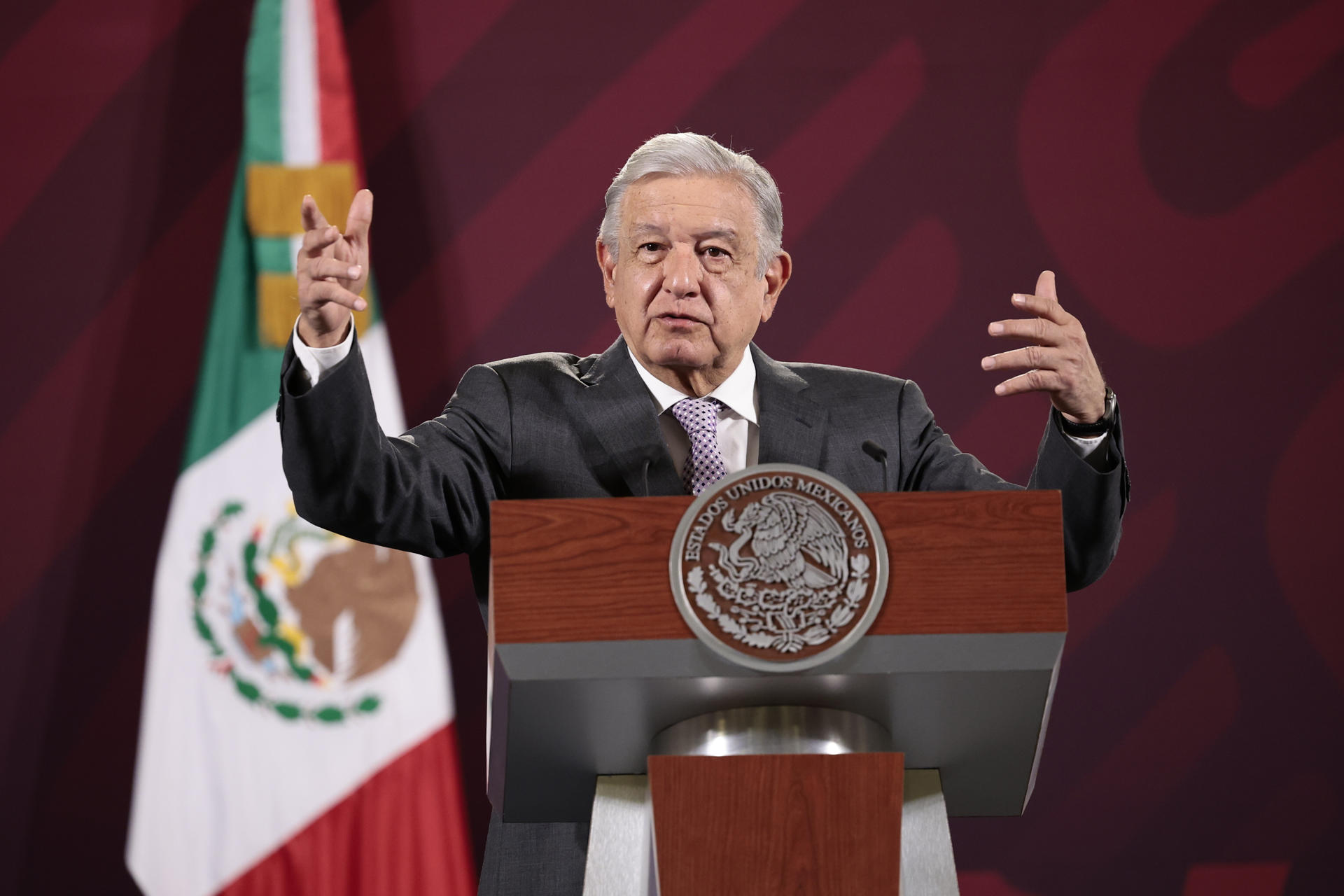 López Obrador ofreció asilo y nacionalidad a opositores nicaragüenses expulsados por Daniel Ortega