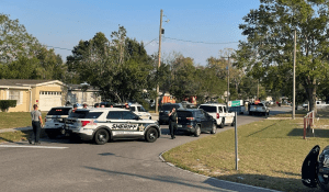 Una niña y un periodista fueron alcanzados por las balas durante tiroteo en Florida