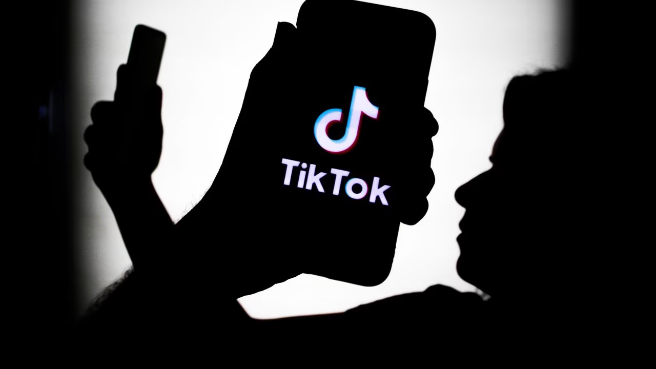 La Casa Blanca da 30 días a las agencias federales para eliminar TikTok de todos los dispositivos electrónicos gubernamentales