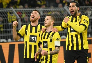 Borussia Dortmund alcanzó la cima de la Bundesliga tras su décima victoria consecutiva