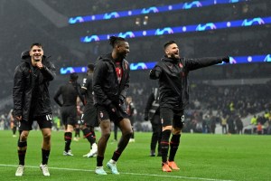 AC Milan sacó al Tottenham de la Champions para regresar a cuartos 11 años después
