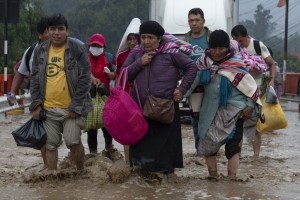 Alerta en Perú tras fuertes lluvias que han dejado 50 muertos y miles de damnificados