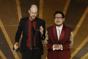 La dupla de Daniel Kwan y Daniel Scheinert logró el Óscar a mejor dirección