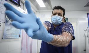 Este es el ritual sobre cuerpos sin vida que hacen en una funeraria (Fotos)