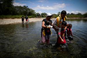 Éxodo venezolano lidera la cifra récord de migrantes que han cruzado el Darién en 2023