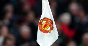 El jeque catarí Al Thani formaliza su segunda oferta por el Manchester United