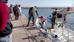 Al menos 19 migrantes muertos tras un naufragio frente a la costa de Túnez