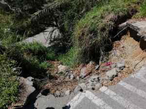 Mérida: En la carretera Trasandina ya no se forman huecos… sino BARRANCOS (Imágenes)