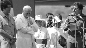 A 40 años de la visita de Juan Pablo II a Managua: la interminable noche nicaragüense