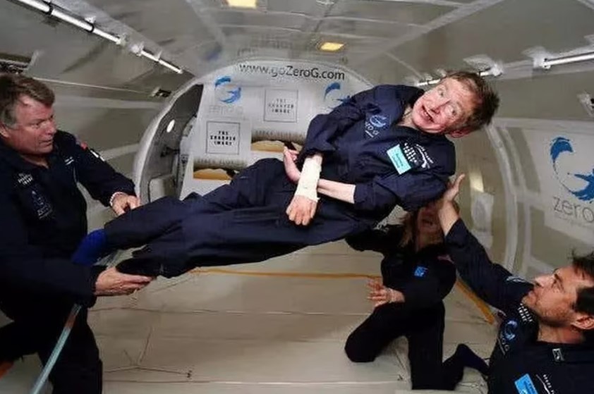 Los amores de Stephen Hawking: la mujer que “temía tener sexo” con él y la enfermera que lo humilló