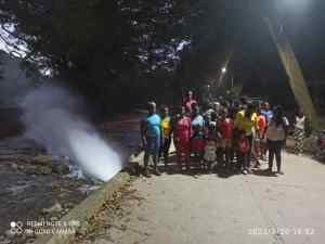 Restituyeron el servicio de agua en Chichiriviche de la Costa tras una inédita protesta (Videos)