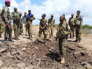 Tribunal militar de Somalia ejecutó a 13 terroristas y cinco soldados este #8Mar