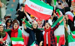 Irán permite la asistencia de mujeres a un partido de fútbol internacional