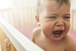 Estudio en EEUU reveló por qué los bebés se ponen irritables durante “la hora de las brujas”