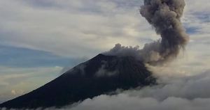 Alerta en El Salvador por actividad en el volcán Chaparrastique