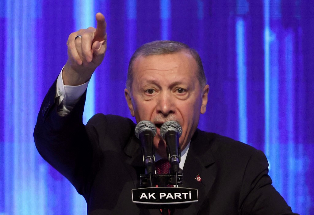 Fuerte virus intestinal alejó a Erdogan de los actos de campaña en Turquía