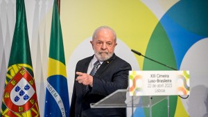 Lula dice que “Brasil no venderá empresas públicas” durante su mandato