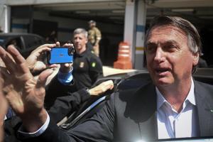 Bolsonaro declaró ante la policía y negó cualquier responsabilidad en disturbios de enero en Brasilia