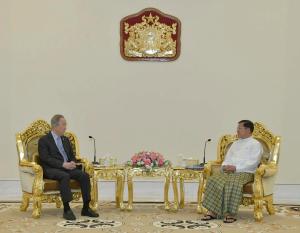 Ban Ki-moon pide a la junta militar birmana que cese la violencia y dialogue