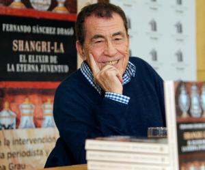 Muere de un infarto el reconocido escritor español Fernando Sánchez Dragó