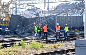 Caos en el tráfico ferroviario italiano por el descarrilamiento de un tren