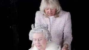 Realeza humilla y margina a la mujer que fue la mano derecha de la reina Isabel II
