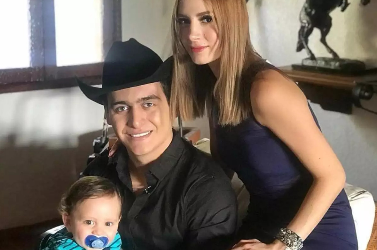 Esposa de Julián Figueroa rompe el silencio tras la muerte del cantante: estás en un lugar mejor