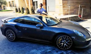 El día que Cristiano Ronaldo vendió su Porsche a precio “baratico” para conseguir el número de una cantante