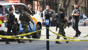Autor del tiroteo en banco de Kentucky iba a ser despedido y transmitió en vivo el ataque en el que mató a cinco personas