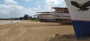 Economic crisis prevents ships from leaving the floating market of La Vela to Curaçao
