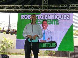 Roberto Enríquez: Me van a perdonar; pero Venezuela no está para chistes ni peleaderas