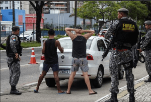 Detenidos dos prostitutos por extorsionar a hombres casados y ricos en Brasil