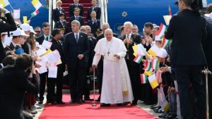 El papa Francisco desde Hungría: ¿Dónde están los esfuerzos para la paz en Ucrania?
