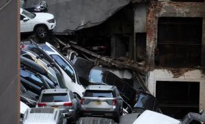 En imágenes: El colapso de un estacionamiento en Nueva York dejó un muerto y cinco heridos
