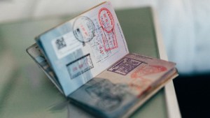 Lo que debes saber sobre la visa americana: Solo estos solicitantes no necesitarán entrevista para obtenerla