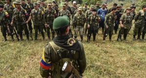 La doble vida de un soldado colombiano que traicionó a su país y llenó de armas a la guerrilla (Video)
