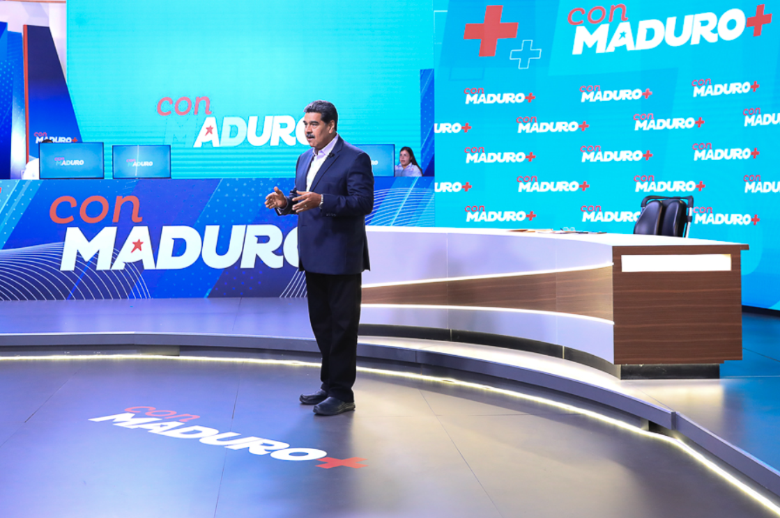 Maduro debutó como animador televisivo con su nuevo programa de los lunes