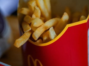 Revelan el “secreto” de McDonald’s para que sus papas fritas sepan distintas a las demás (VIDEO)