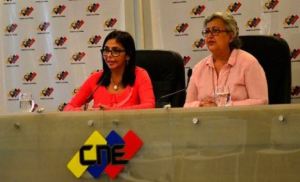 Delcy Eloína aseguró que Tibisay Lucena “dio a luz a un nuevo sistema electoral, profundamente democrático”