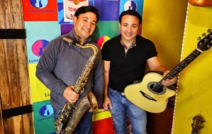 Con música y educación: Víctor y Pablo se posicionan en las redes sociales
