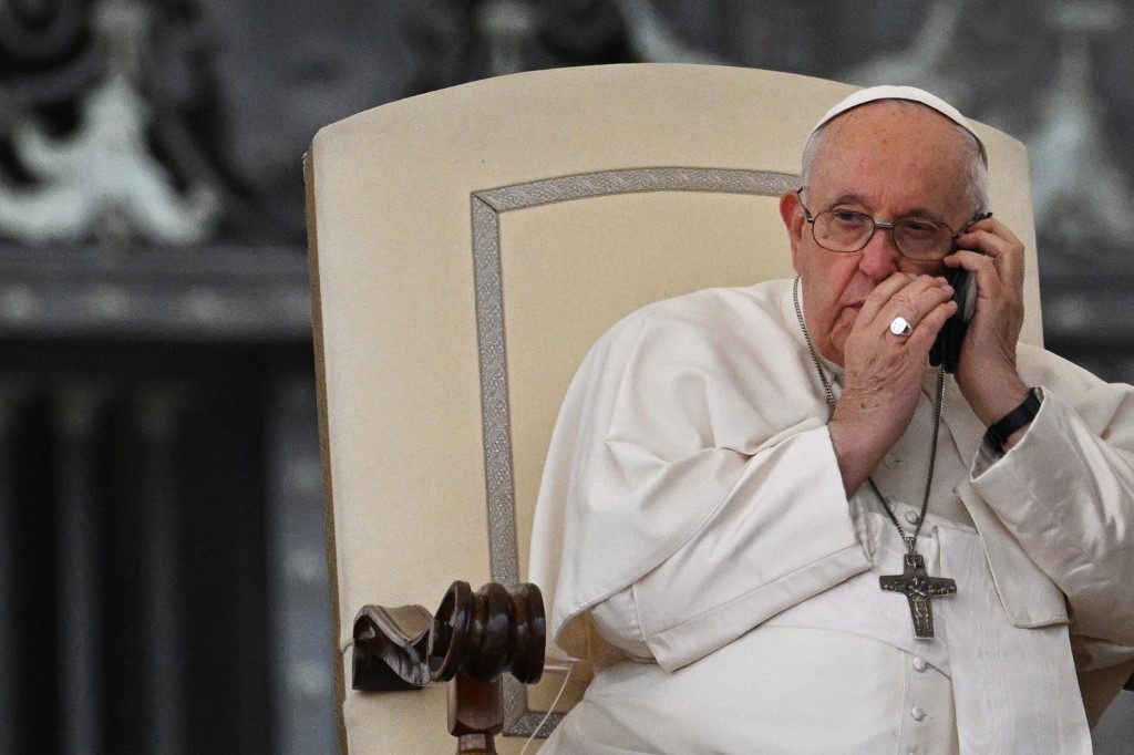 El papa Francisco retoma su agenda tras haber pasado un día con fiebre