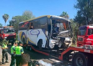 Al menos un fallecido y más de 30 heridos deja accidente de autobús con trabajadores temporales en España