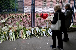 Tristeza y conmoción en Serbia tras matanza en una escuela